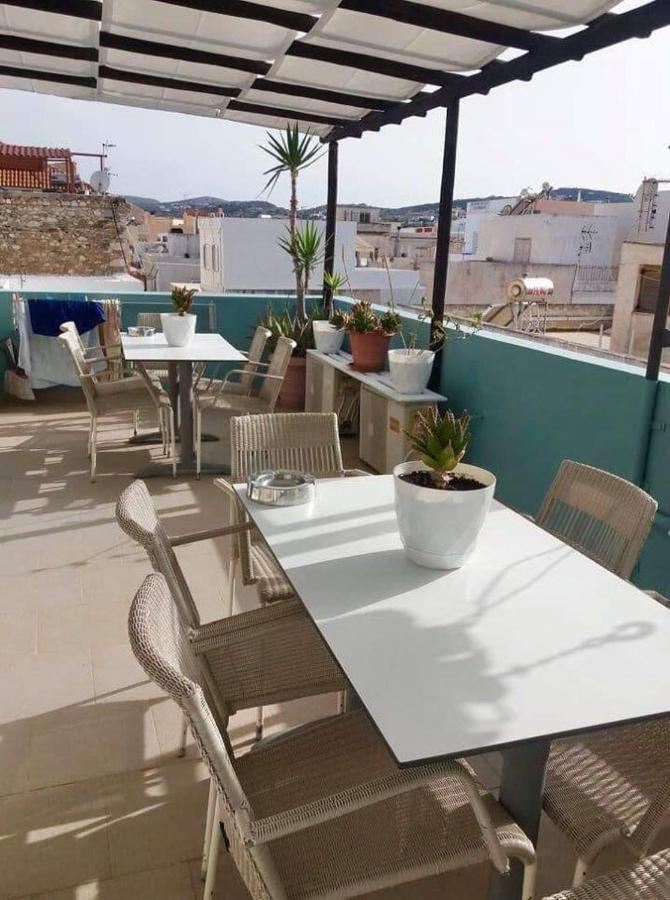 Oikeion Aparthotel Ermoupoli Ngoại thất bức ảnh
