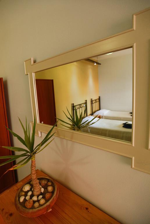 Oikeion Aparthotel Ermoupoli Phòng bức ảnh