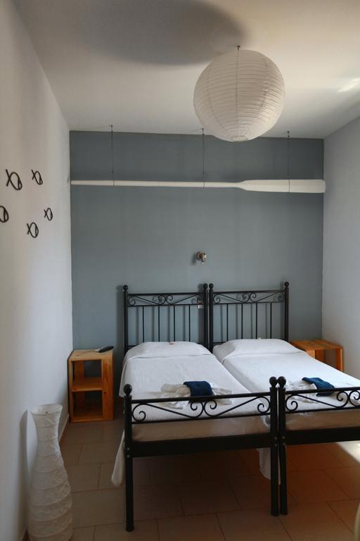 Oikeion Aparthotel Ermoupoli Phòng bức ảnh