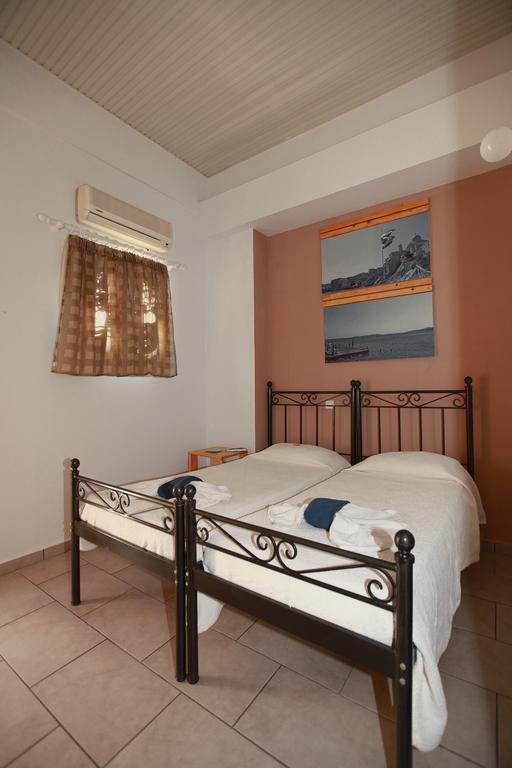 Oikeion Aparthotel Ermoupoli Ngoại thất bức ảnh